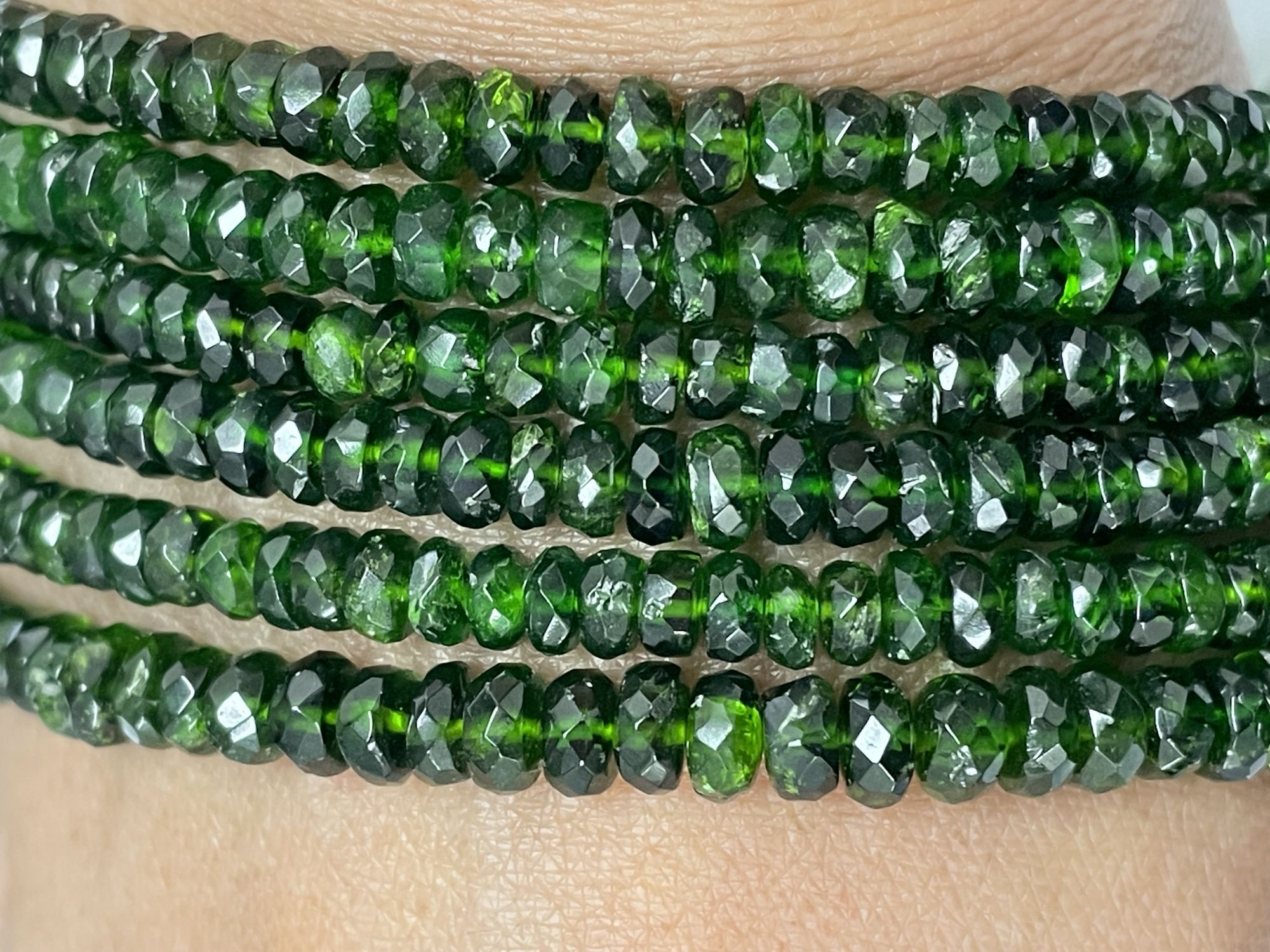 Chrome Diopside Rondelle Faceted