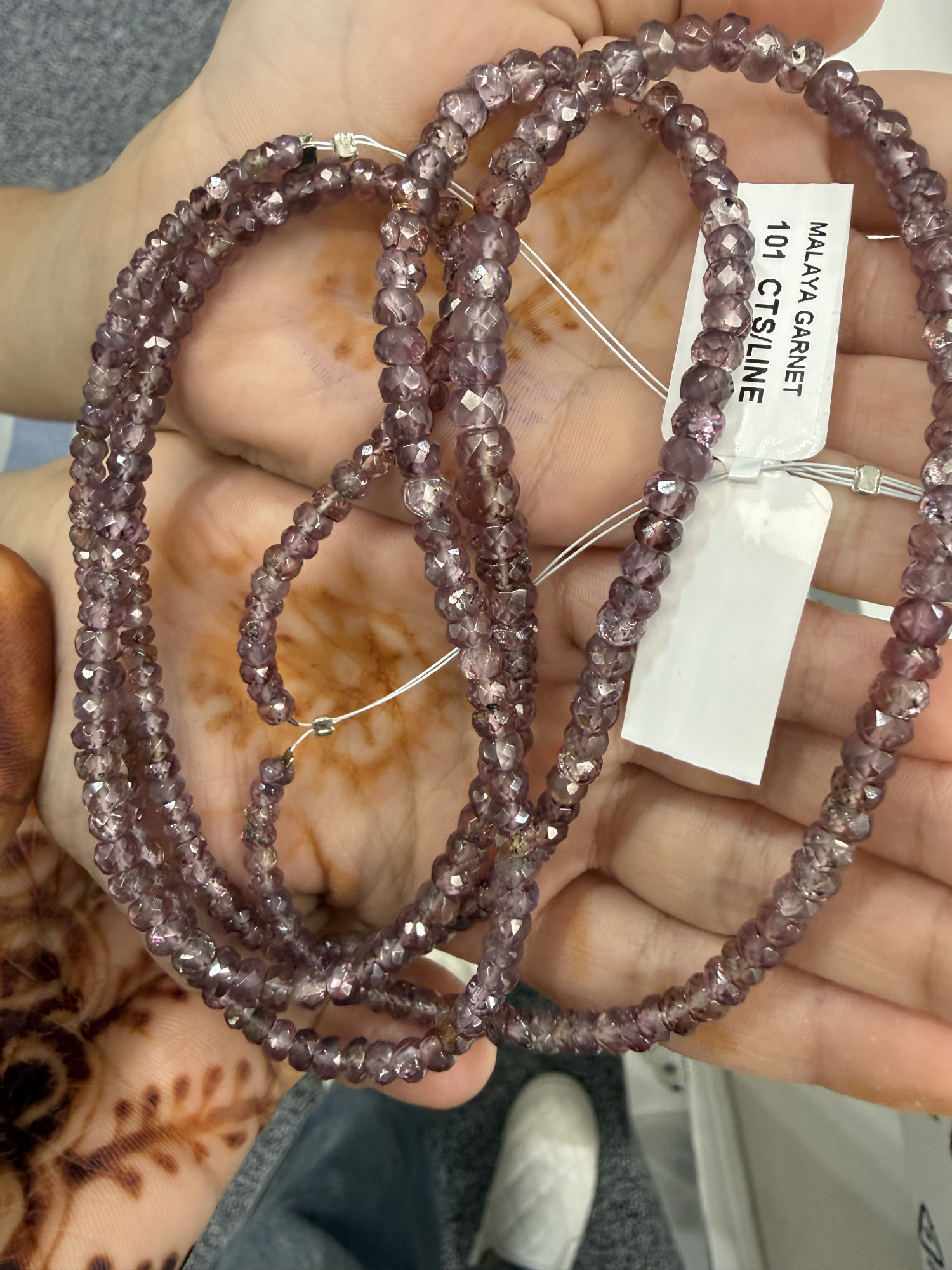 Malaia Garnet Rondelle