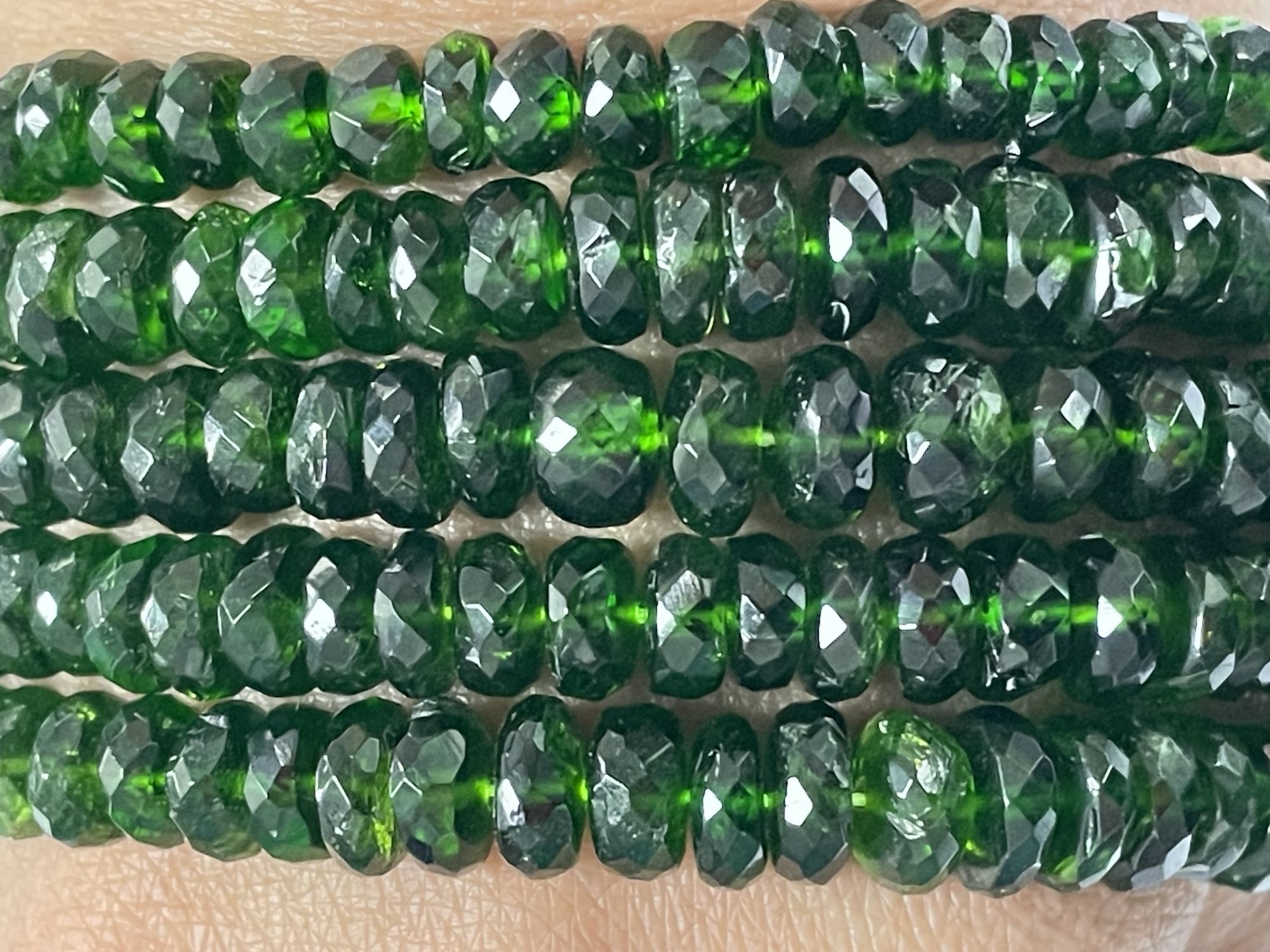 Chrome Diopside Rondelle Faceted