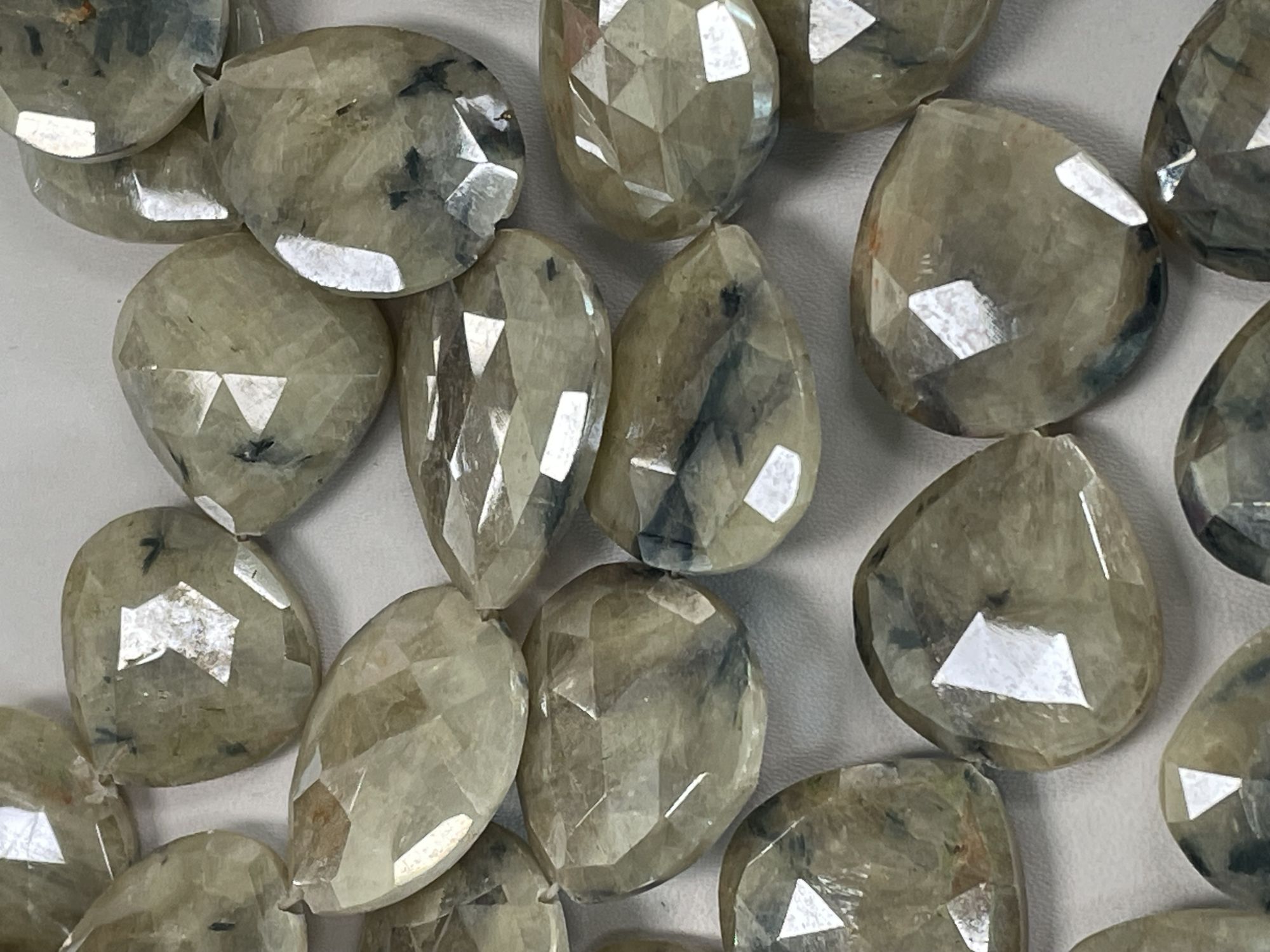 Silverite Heart Straight Drill Faceted