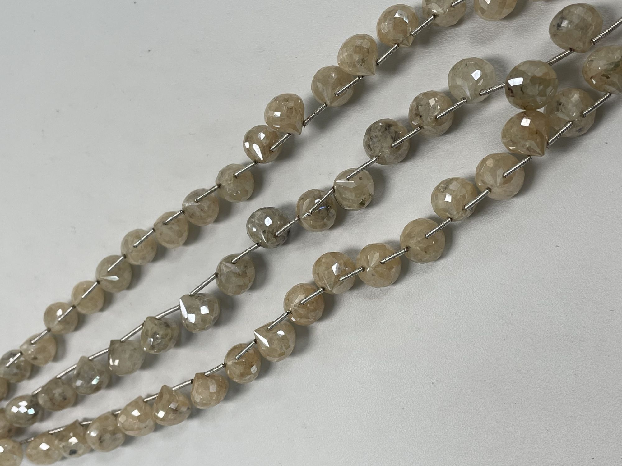 Coated Grapolite Onion Faceted