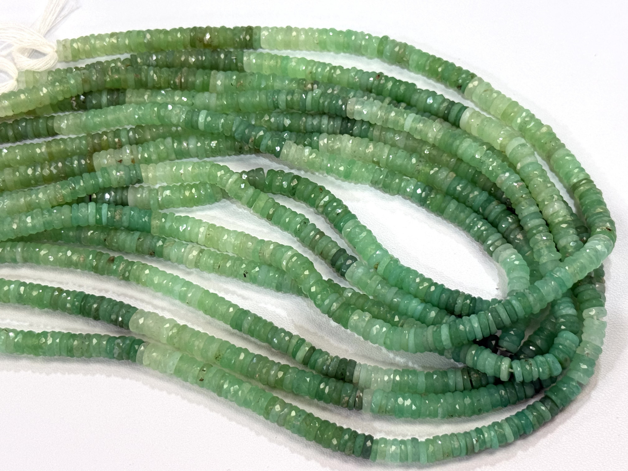 Chrysoprase Tires Faceted