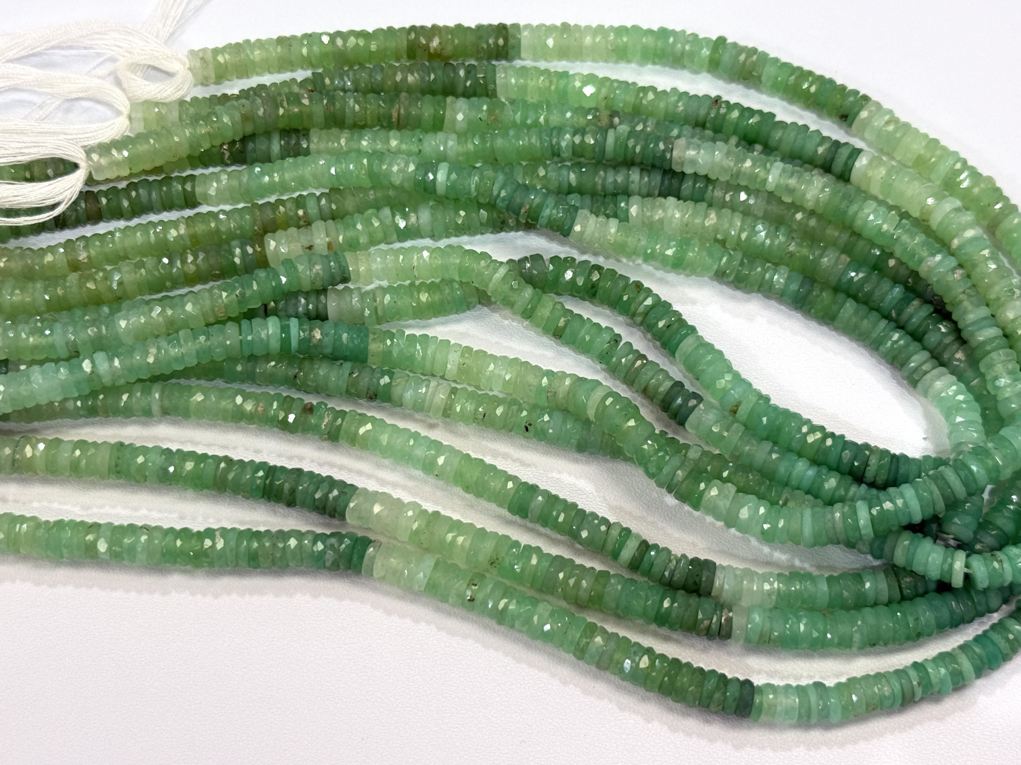 Chrysoprase Tires Faceted