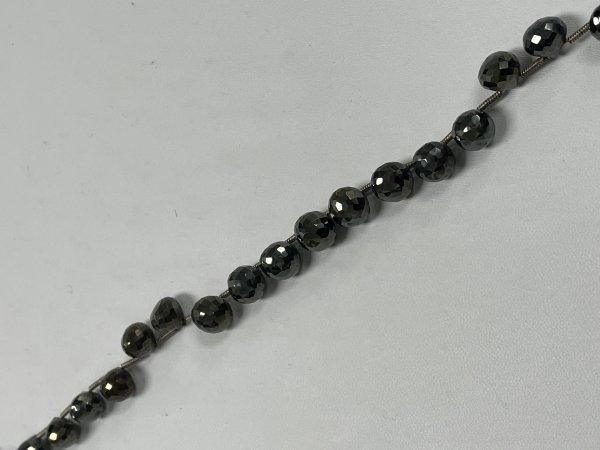 Black Spinel Onion Faceted