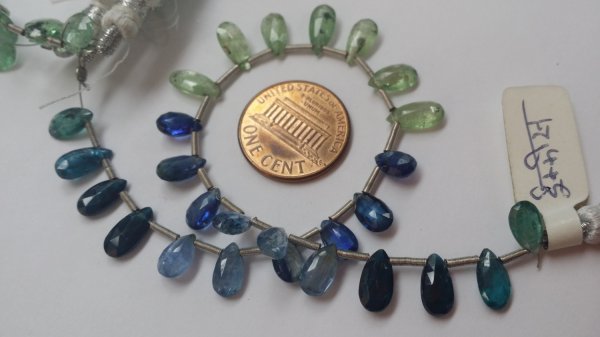 Kyanite Pear Faceted Small (NATURAL)