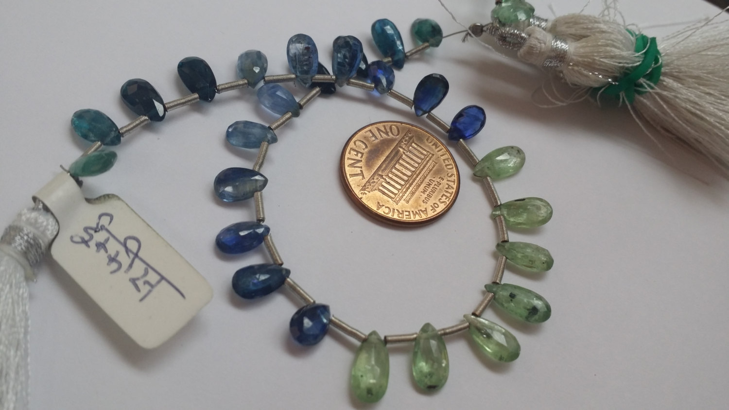 Kyanite Pear Faceted Small (NATURAL)