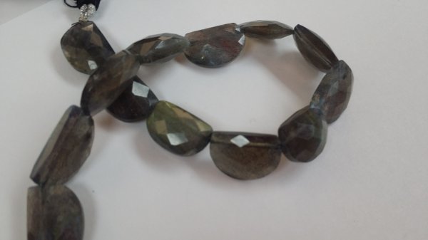 Labradorite D Faceted
