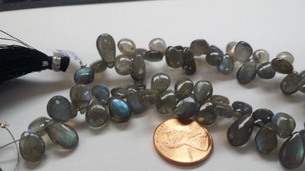 Labradorite Pears Smooth