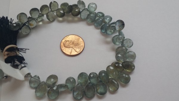 Moss Aquamarine Pears Faceted