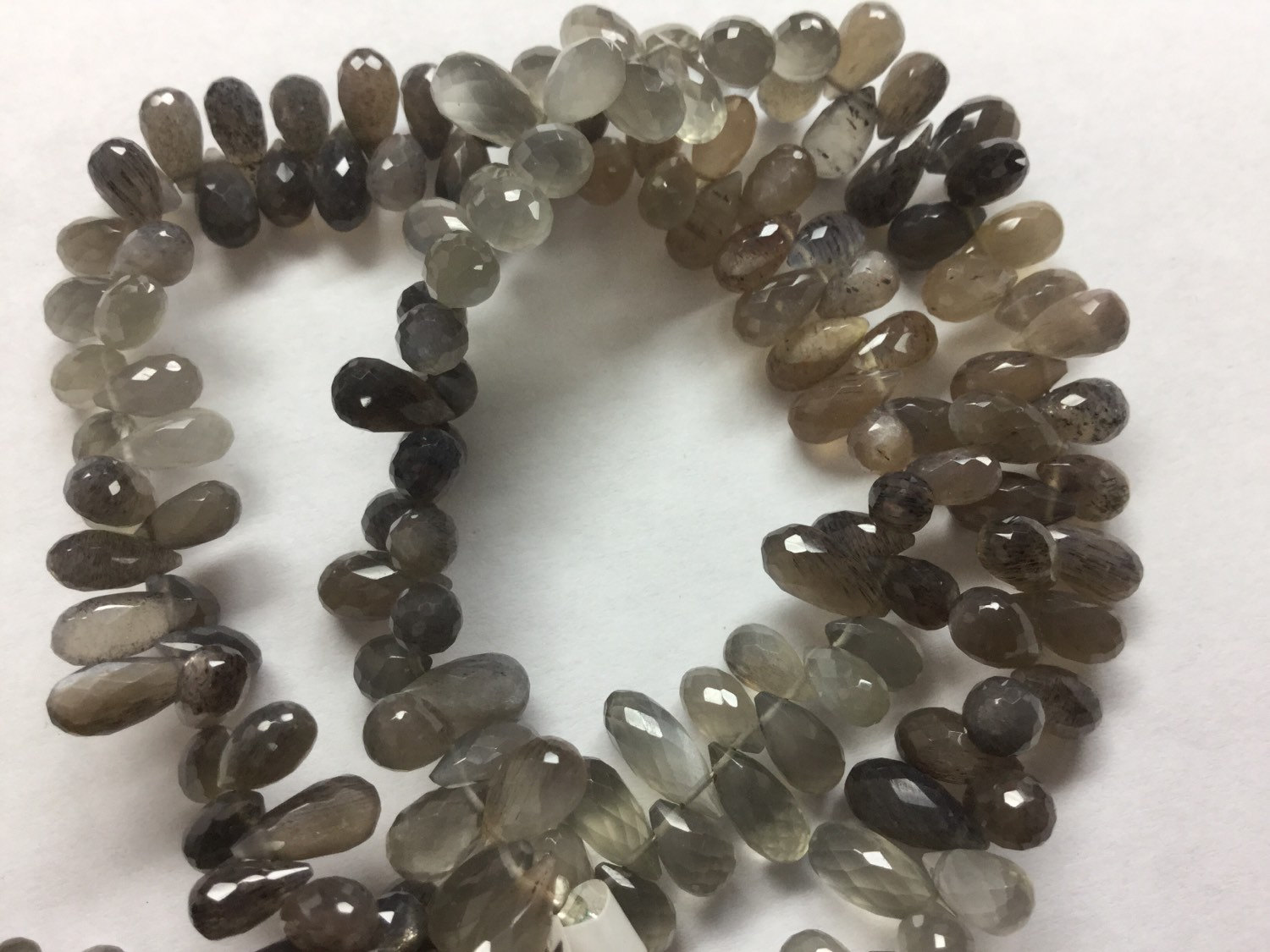 Moss Light Grey/Brown Moonstone Drops Faceted