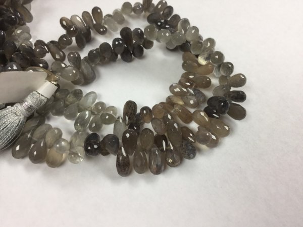 Moss Light Grey/Brown Moonstone Drops Faceted