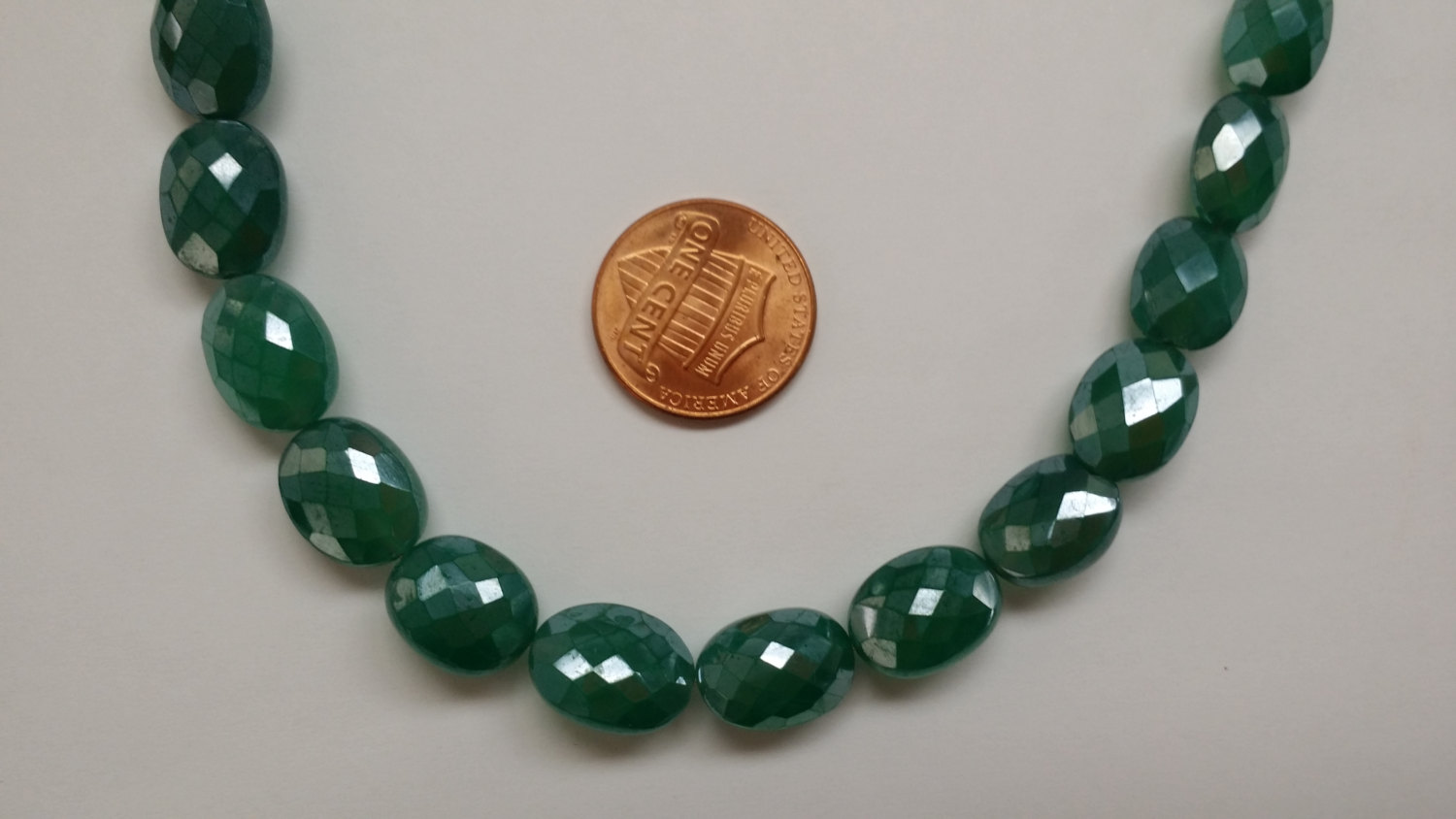 Mystic Green Onyx Oval Straight Drill