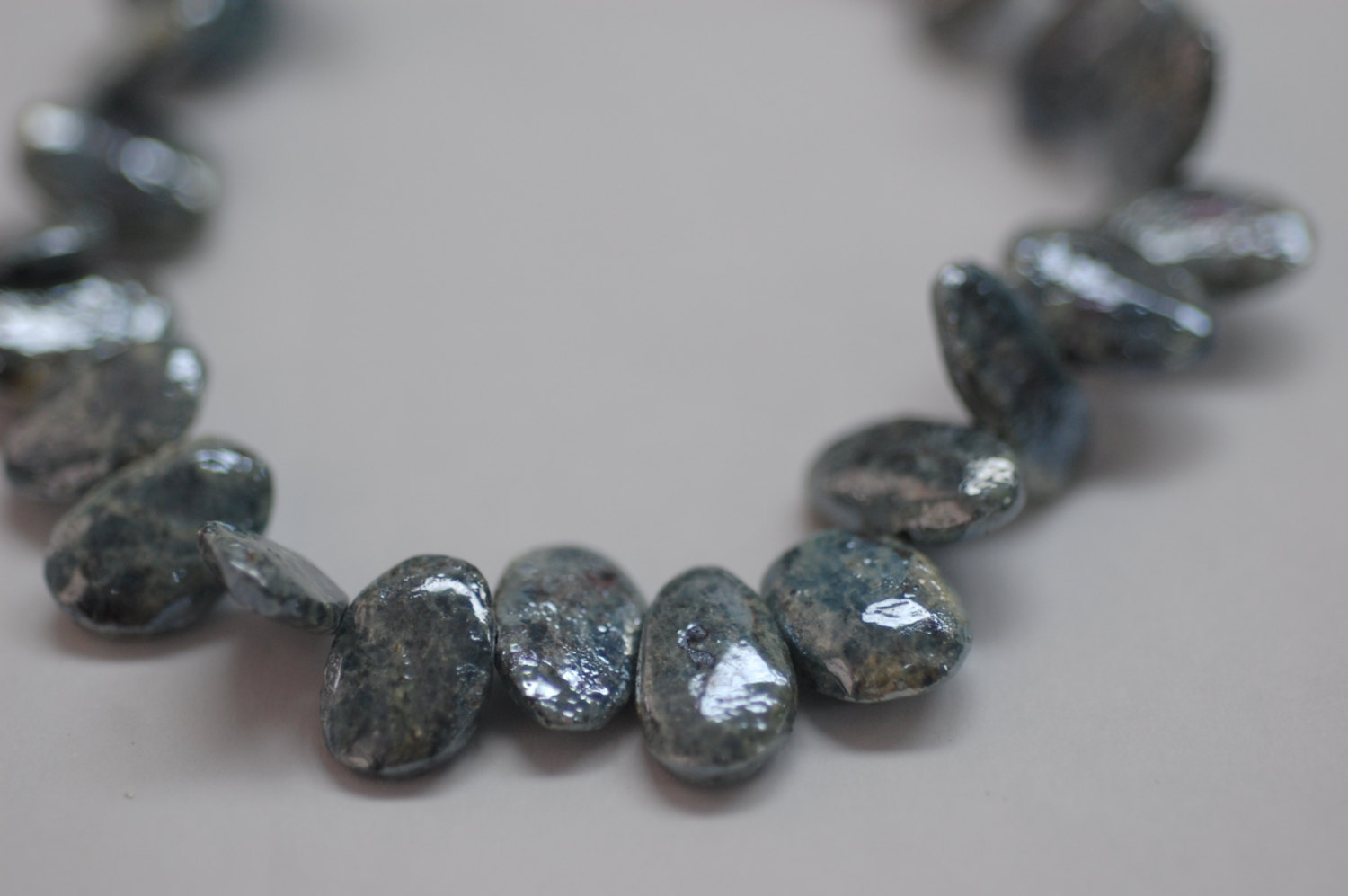 Mystic Ruby Zoisite Irregular Oval Smooth