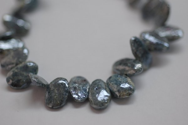 Mystic Ruby Zoisite Irregular Oval Smooth