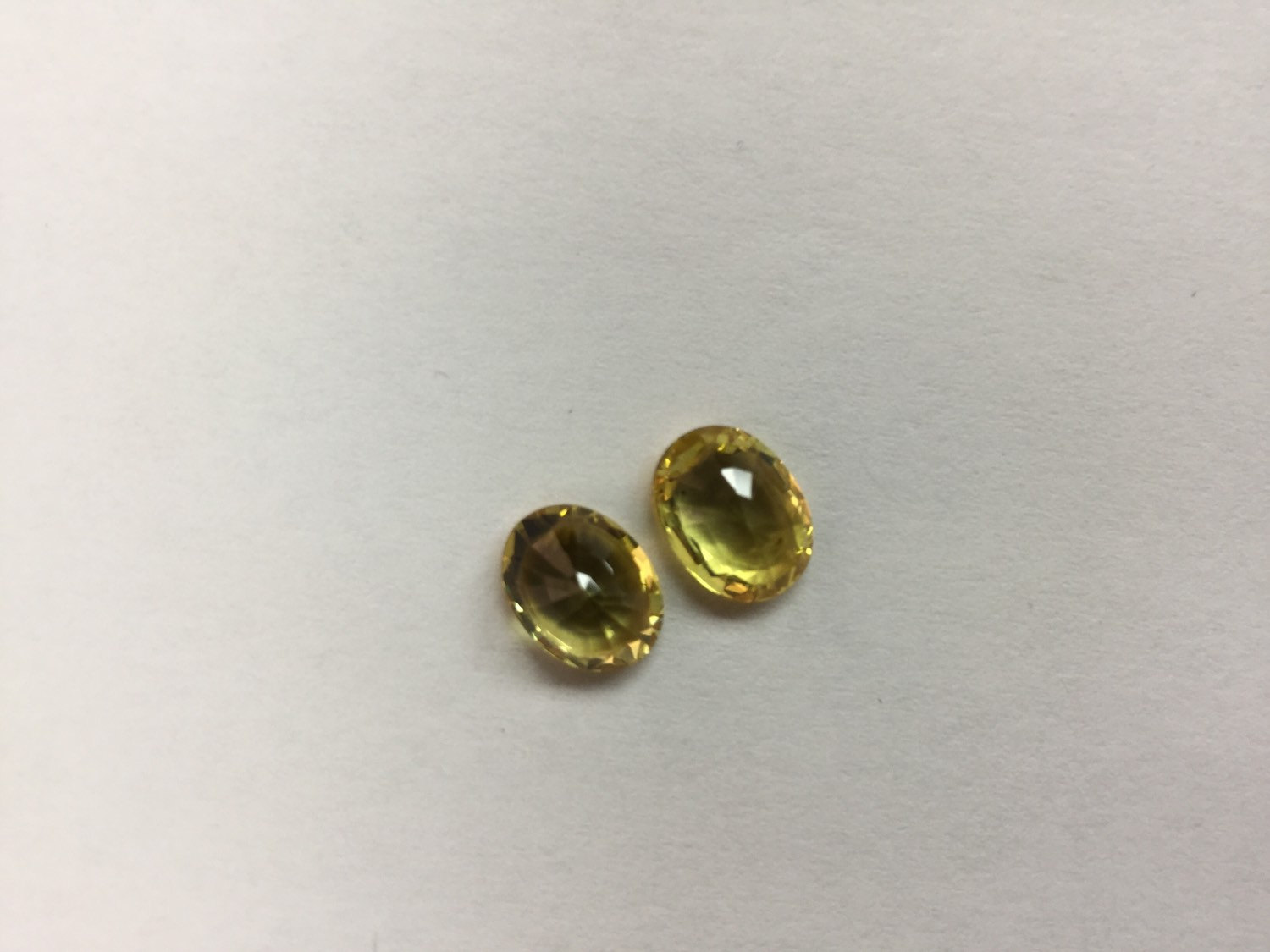 Natural Cetrine Sapphire Ovals Faceted