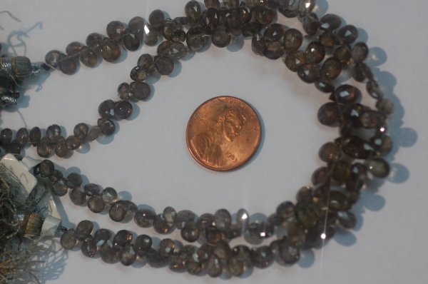 Natural Change Garnet Pears Faceted