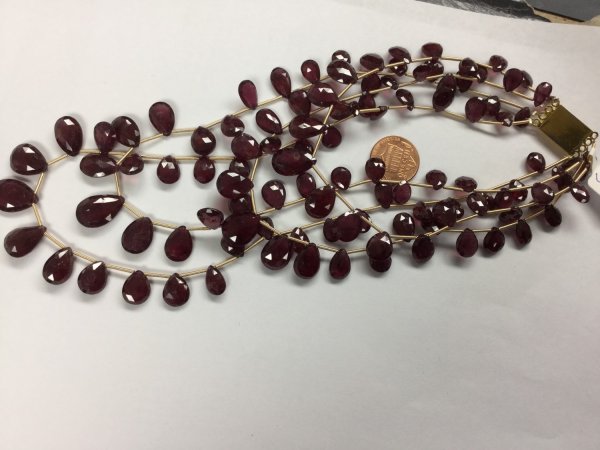 RUBY Pears Faceted SET GF