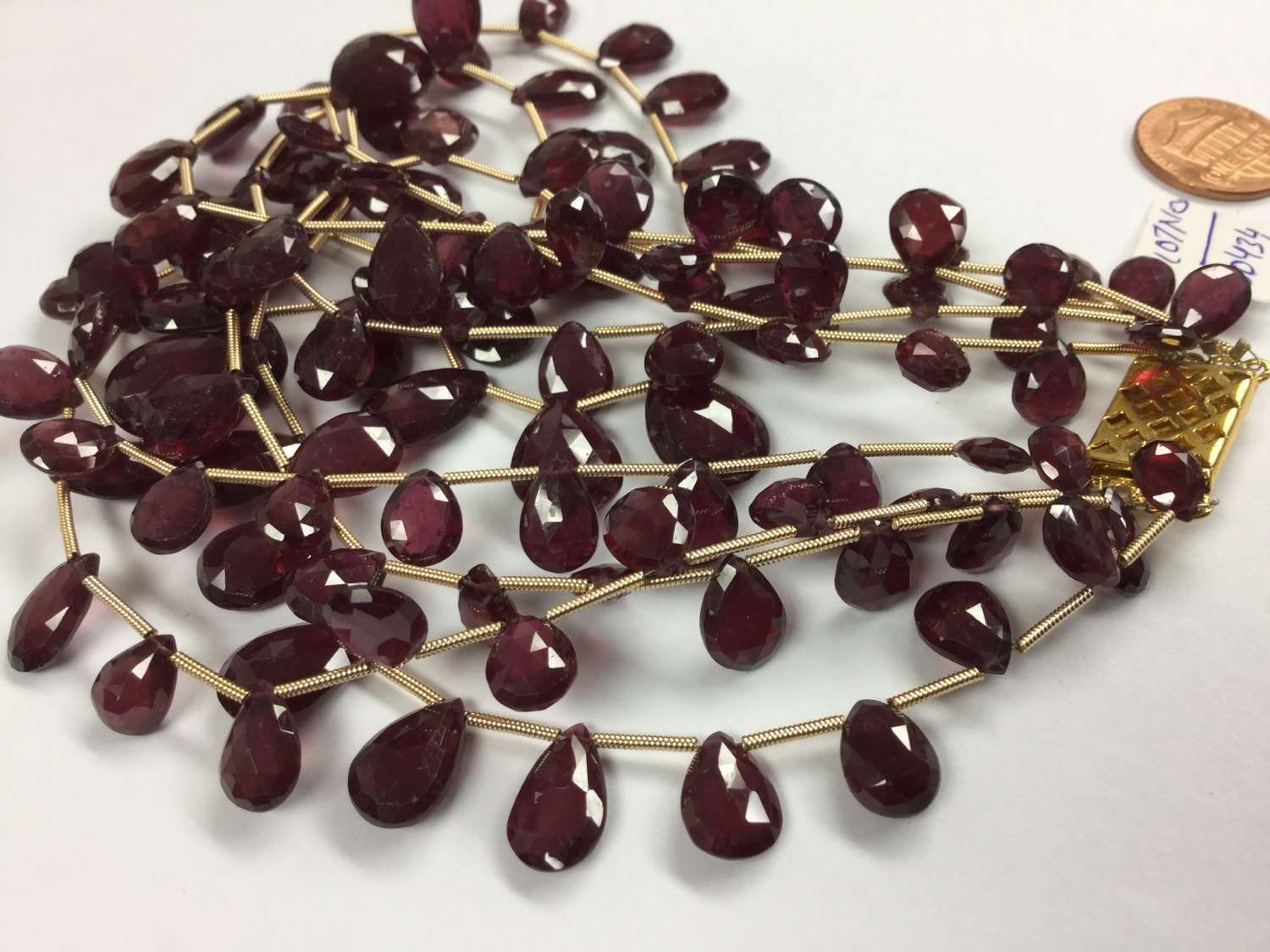 RUBY Pears Faceted SET GF