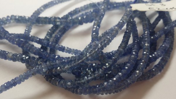 Natural Madagascar Light Blue Sapphire Rondelle Faceted