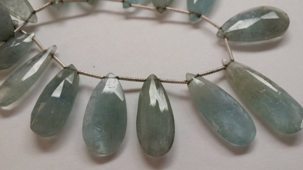 Natural Moss Aquamarine Pears Faceted