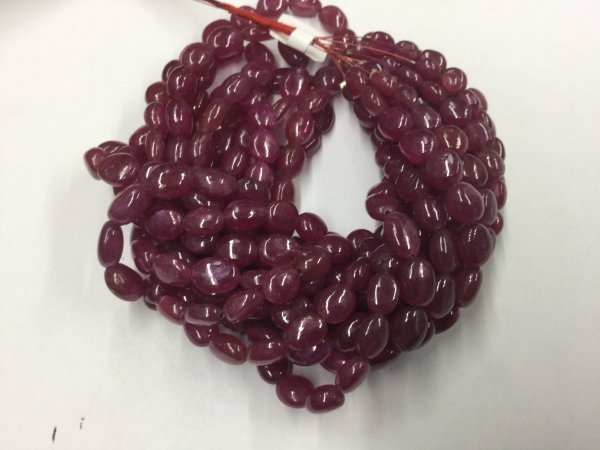 Pink Sapphire/Ruby Ovals Smooth