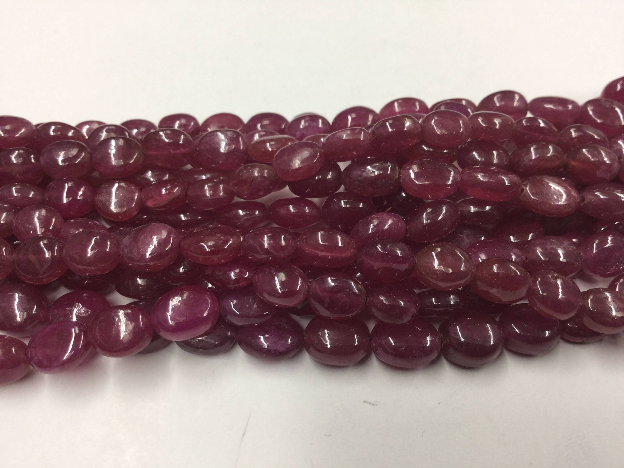Pink Sapphire/Ruby Ovals Smooth