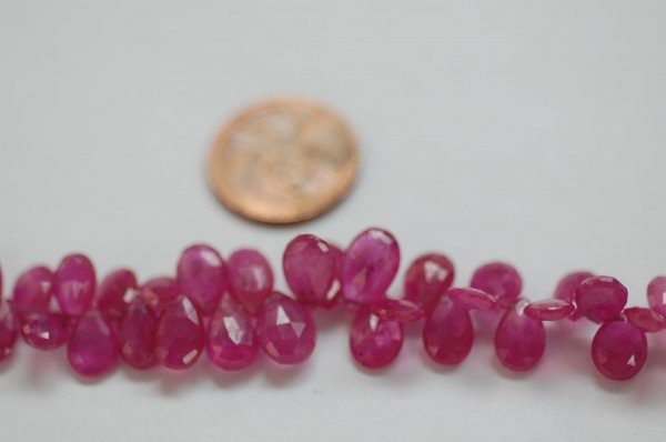 Pink sapphire Pear Shape Faceted  (Dark)