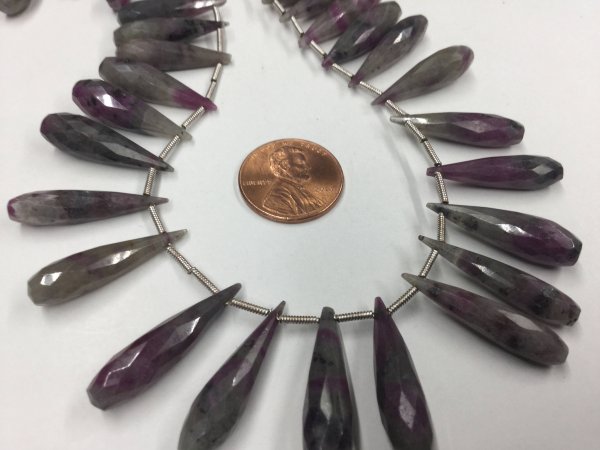 Ruby Zosite Drops Faceted