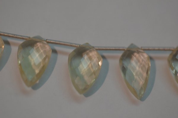 Yellowish White Hydro Quartz Leaf Checker Board Cut